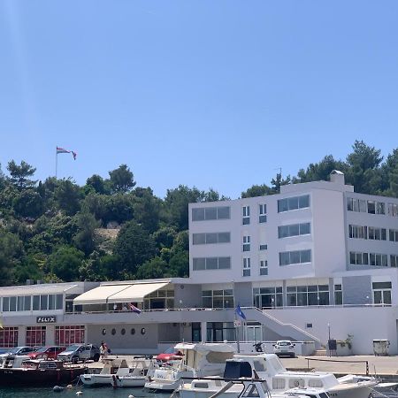 Hotel Tolero Ploce  Luaran gambar