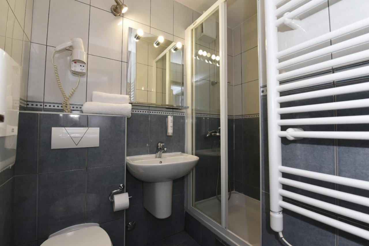 Hotel Tolero Ploce  Luaran gambar