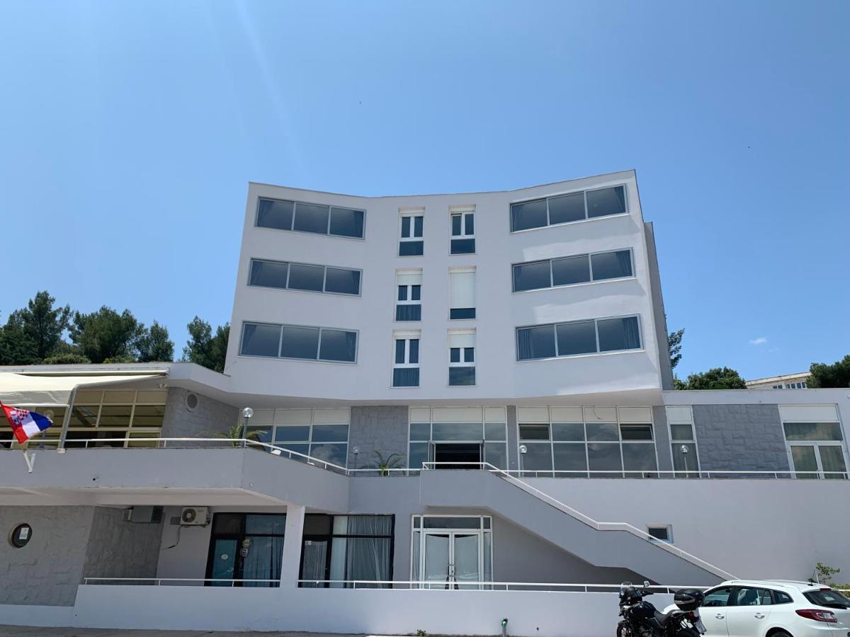 Hotel Tolero Ploce  Luaran gambar